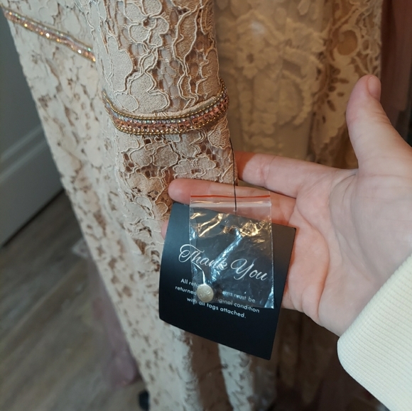 Soieblu Formal Dress - Picture 5 of 7